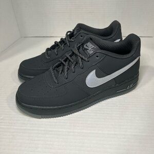 Nike Kids Black and Silver Sneakers